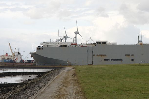 Werft in Emden