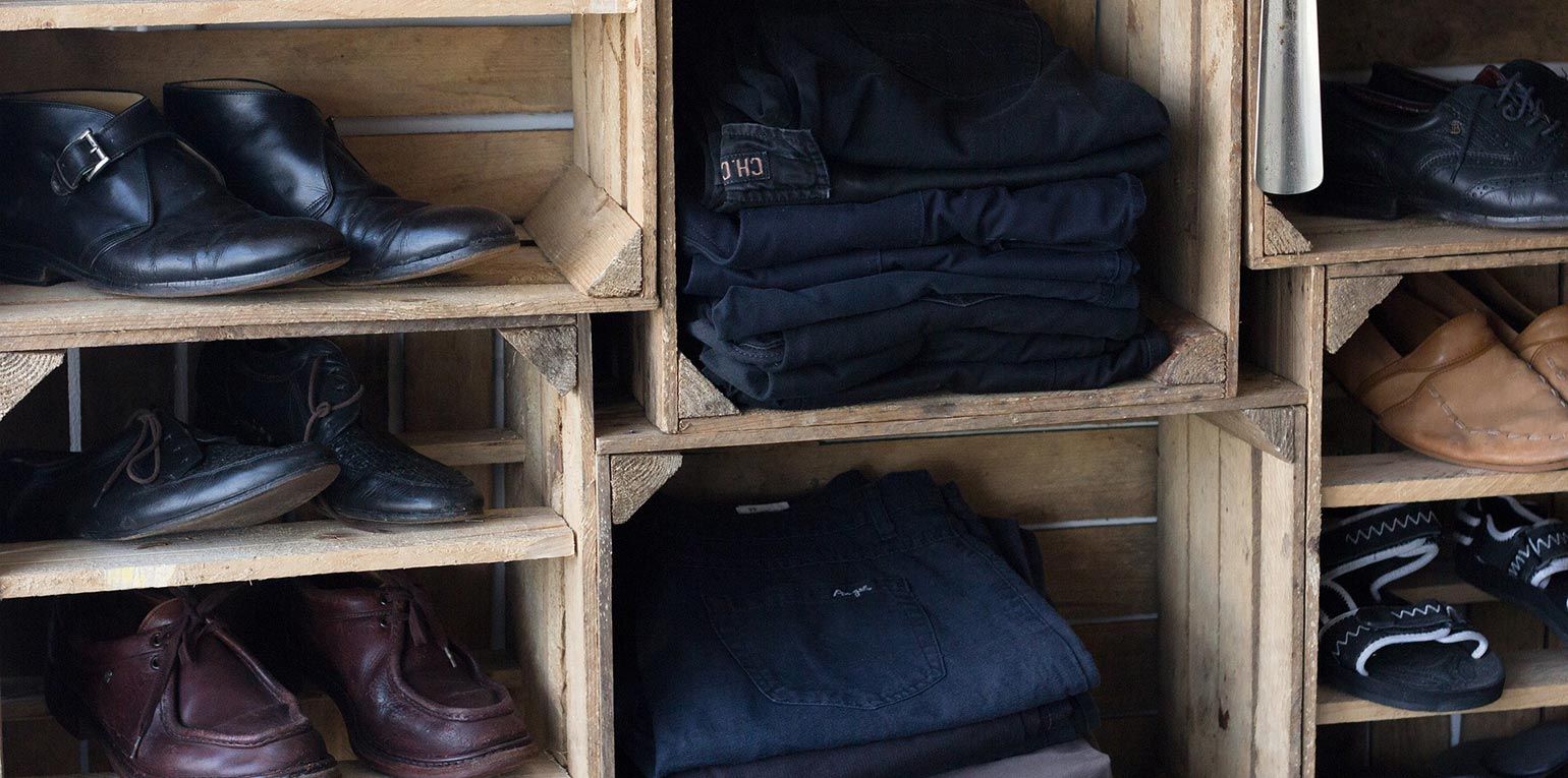 "Fast Fashion", also der schnelle Wechsel und Verbrauch von Textilien, hat dazu geführt, dass sich innerhalb von nur 15 Jahren die Masse an Kleidung, die weltweit produziert wird, verdoppelt hat. 