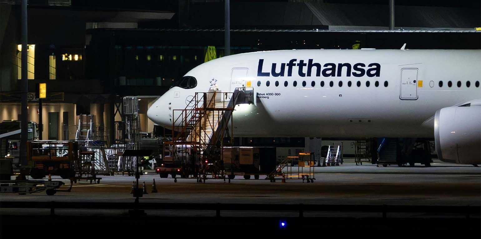 In Frankfurt am Main wurde gerade eine vierköpfige aus Afghanistan stammende Familie, ohne Ankündigung, nach Indien abgeschoben. Ein für sie völlig fremdes Land.