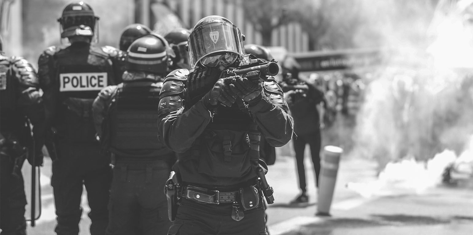 Niemand kann heute ausschließen, dass in absehbarer Zeit nicht auch die Menschen im alten Westen für ihre Freiheit und ihre Demokratie werden kämpfen müssen. 