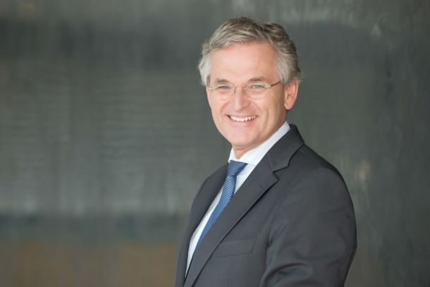 Dr. Peter Frey