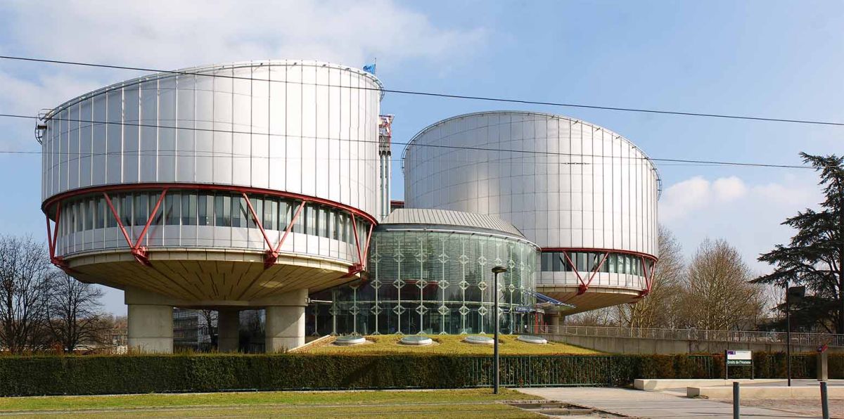 Der Europäische Gerichtshof für Menschenrechte (EGMR) wurde 1959 in Straßburg von den Mitgliedstaaten des Europarats errichtet, um die Einhaltung der Europäischen Menschenrechtskonvention sicherzustellen.