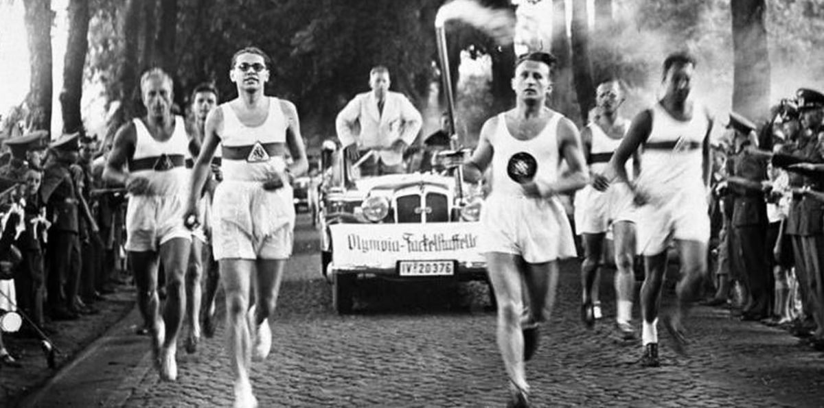 Olympische Spiele 1936 [Fackelläufer]