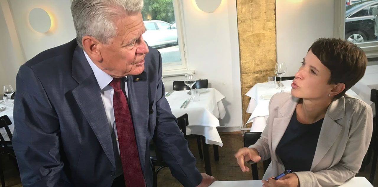 Joachim Gauck und Frauke Petry - reden mit denen, die anders denken.