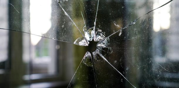 Gezielte Abgleiche hätten stattfinden müssen, wenn man sich ein Bild von den rechtsterroristischen Strukturen im Bezirk machen will.