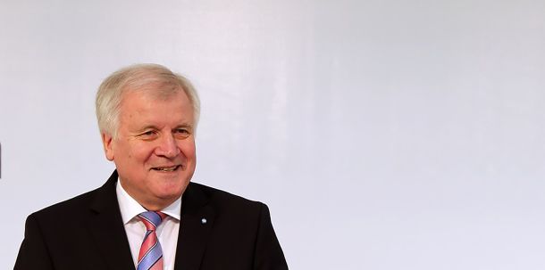 Ablehnung des Berliner Landesaufnahmeprogramms für 300 Geflüchtete aus Griechenland durch Innenminister Horst Seehofer