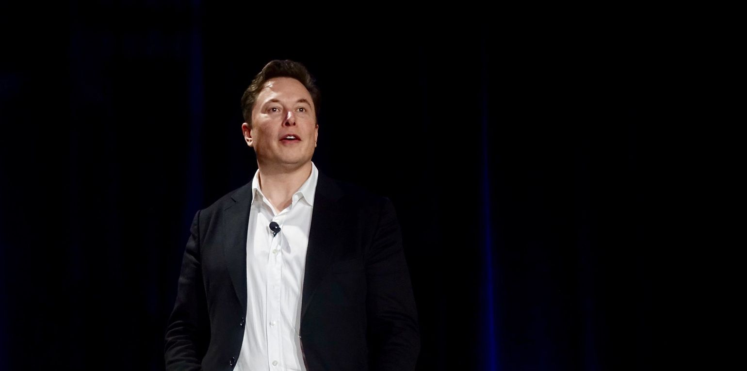 Vor rund drei Jahren setzte Musk die Investoren mit einem Tweet über Pläne zu einem Going Private von Tesla unter Hochspannung, um kurz darauf den Stecker zu ziehen, mit dem Hinweis, es habe sich um einen Scherz gehandelt.