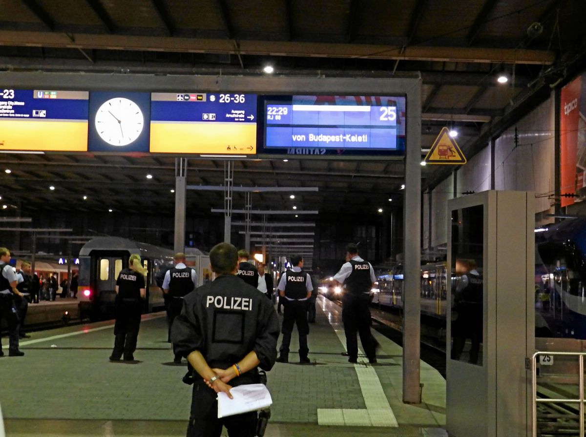 Polizei auf Münchener Bahnhof