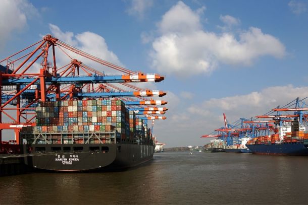 Vier Fünftel der deutschen Warenexporte in die USA entfallen auf Investitionsgüter und Vorleistungen.