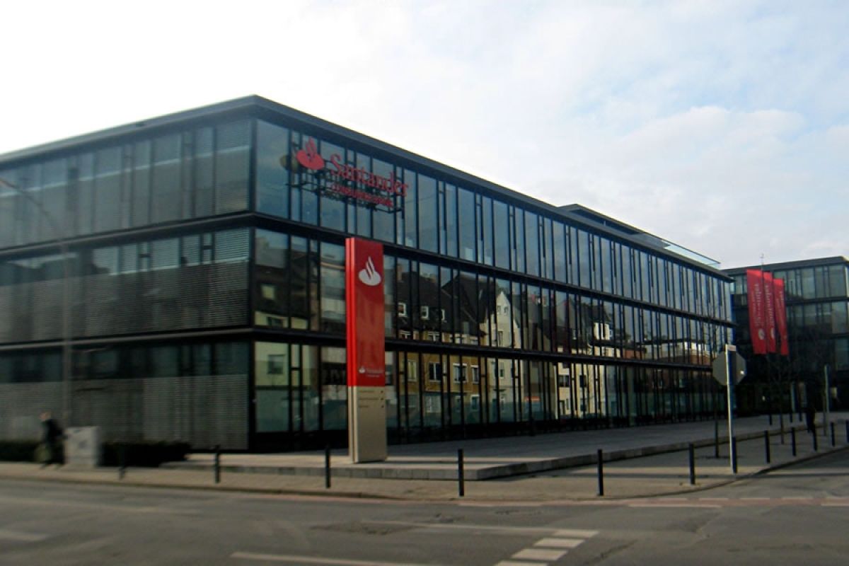 Santander Consumer Bank, Hauptverwaltung in Mönchengladbach