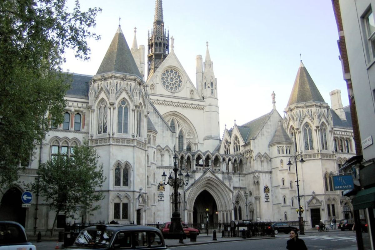 Royal Courts of Justice, Gerichtsgebäude in London, das auch den High Court of Justice beinhaltet