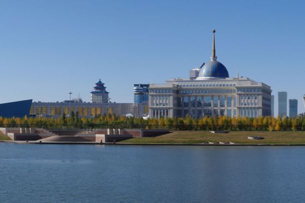 Astana - Regierungsviertel und Geschäftszentrum