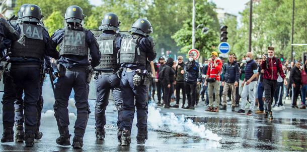 Die Wünsche der Antidiskriminierungsbeauftragten in Richtung unabhängige Kontrolle der Polizeiarbeit, Sensibilisierung, Selbstreflexion in den Behörden dürften mithin so bald nicht erfüllt werden.