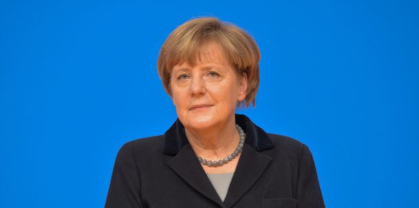Diese Krise hat Angela Merkel mit Wucht in die Rolle der Krisenkanzlerin zurückkatapultiert.