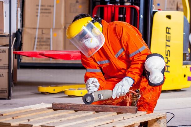 Kapitalerträge sind in Deutschland nicht wesentlich stärker gestiegen als Arbeitseinkünfte.