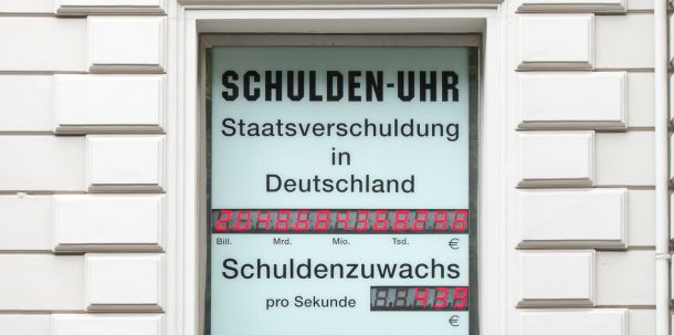 Die Schuldenuhr des Bundes der Steuerzahler, Adolfsallee 22, Wiesbaden
