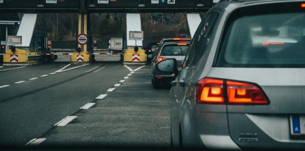 Allerdings werden die Kontrollen zu den südlichen und süd-westlichen Nachbarn bis 15. Juni verlängert. Hier ist also noch Geduld gefragt.