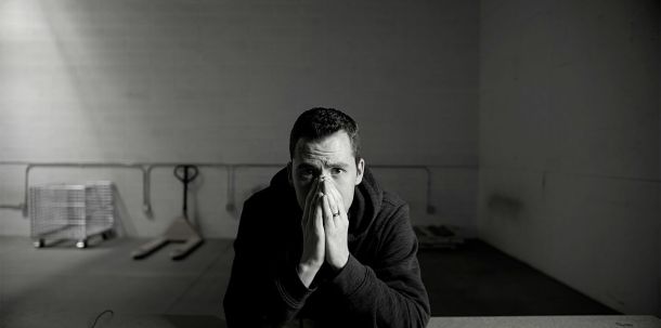 Das Strafregime gegenüber Menschen, denen ohnehin nur das kleingerechnete Existenzminimum gewährt wird, war sowieso nie verschwunden, sondern nur abgemildert.