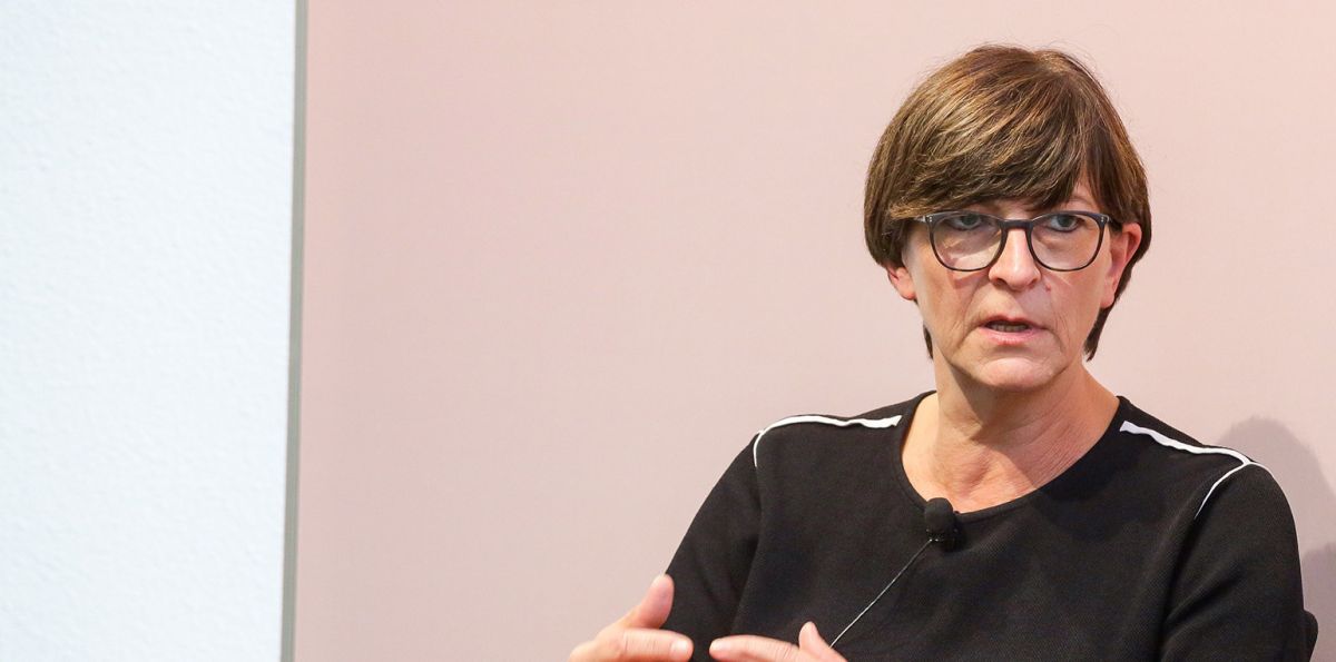 Die SPD-Vorsitzende Esken hatte in einem Zeitungsinterview einen "latenten Rassismus in den Reihen der Sicherheitskräfte" beklagt .