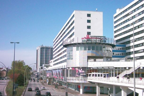 Die Hamburger Behörde für Schule und Berufsbildung (BSB) in der Hamburger Straße in Hamburg-Barmbek-Süd.