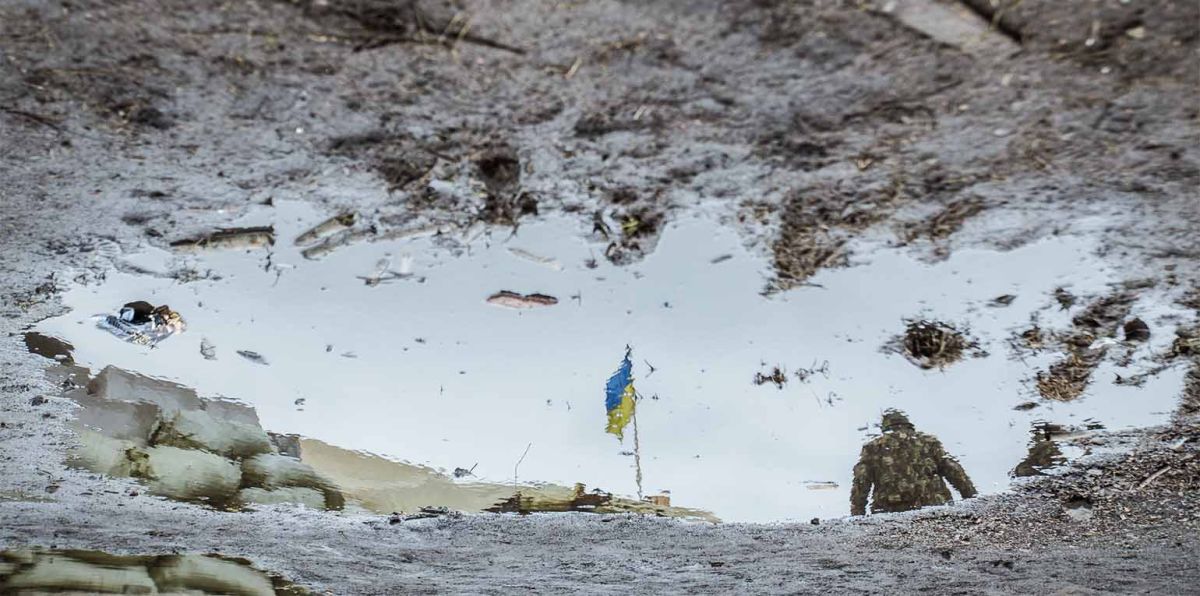 Besser als schöne Worte wäre zum Beispiel, wenn Russland mit sofortiger Wirkung einseitig seine Angriffe auf die Ukraine einstellen würde. Aber es scheint, als habe Putin in der Frage "Was kommt zuerst, Waffenstillstand oder Verhandlungen?" Trump auf seine Seite gezogen.