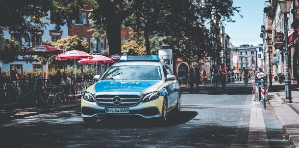 Ein Mehr an Verkehrssicherheit und ein Weniger an Verletzten und Toten im Straßenverkehr erreichen wir aber nicht durch immer weitere Gängelung mit neuen und schärferen Regelungen.