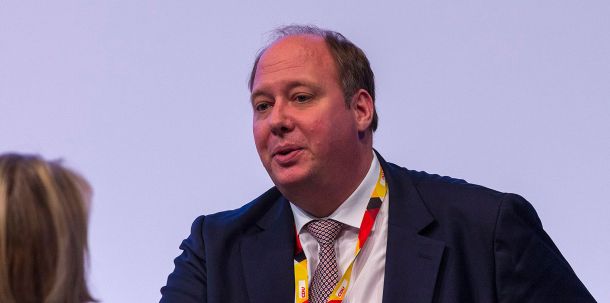 Wenn Helge Braun, wie er gestern ankündigte, CDU-Chef werden will, um, was er nicht ankündigte, Friedrich Merz zu verhindern, dann klingt das fast nach Selbstaufgabe.