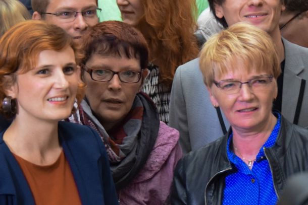 Gabi Zimmer (rechts)