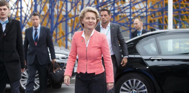 Aus dem Lager der Christdemokraten im Europaparlament kommt scharfe Kritik am Management von EU-Kommissionschefin Ursula von der Leyen zur Entlastung der Wirtschaft infolge der Corona-Krise.