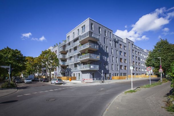 Vorderfassade Wohnkomplex Brehmestr in Berlin Pankow