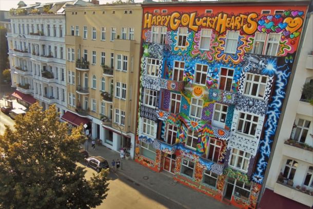 Happy Go Lucky Hotel & Hostel in der Stuttgarter Platz 17 in Berlin