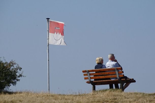 Die Einkommensentwicklung war zuletzt vor allem für ältere Menschen vorteilhaft.