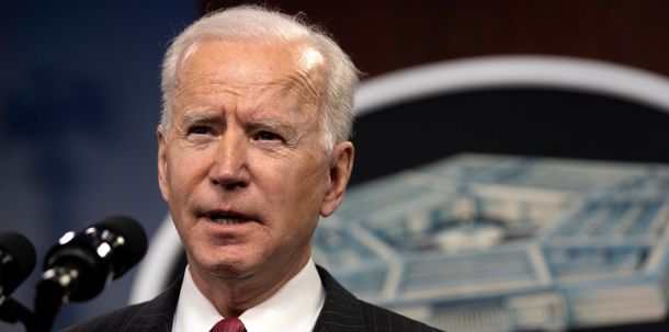 Grünen-Fraktionschef Anton Hofreiter wirft SPD-Kanzlerkandidat Olaf Scholz nun völlige Unglaubwürdigkeit vor.