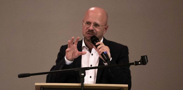 Treffend spricht Brandenburgs Innenminister Michael Stübgen davon, dass hier der Flügel längst der ganze Vogel geworden sei.