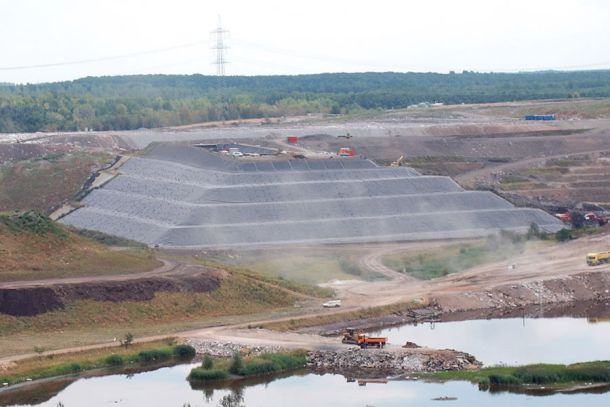 Die Sondermüll-Deponie im ehemaligen Tagebau Hürth-Knapsack (Archivbild)