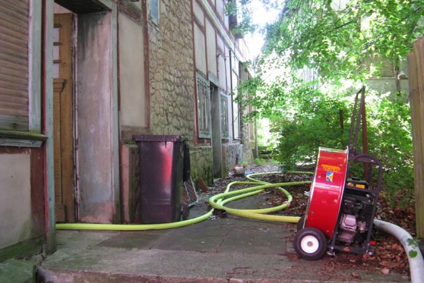 In Stellung gebrachtes Überdruckbelüftungsgerät