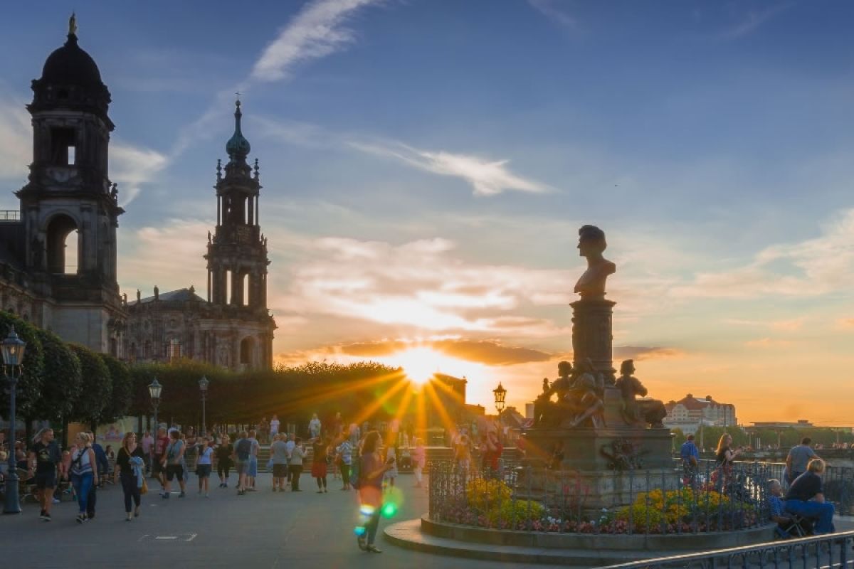 Attraktive Städte wie Dresden strahlen auf das Umland ab. Doch davon gibt es in Ostdeutschland zu wenig.