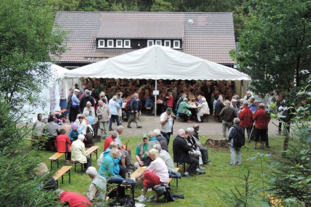 Am Harzklub-Wanderheim Wildemann trafen sich die Wanderfreunde