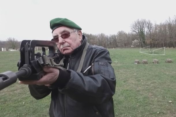 Heinrich Back hat als Fremdenlegionär in Algerien gekämpft. Der Krieg gilt bis heute als einer der grausamsten Kolonialkriege - so hat es auch der heute 76-Jährige erlebt.