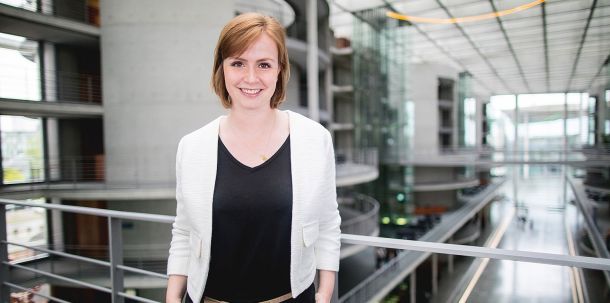 Die Proteste in Hongkong hätten gezeigt, dass die Menschen in der Sonderverwaltungszone das Prinzip "Ein Land, zwei Systeme" und ihre Grund- und Freiheitsrechte nicht ohne Weiteres aufgeben werden.